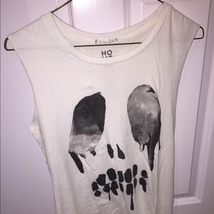 Skull tank